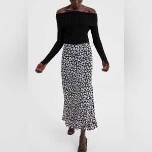 Zara Floral Black and White Women's Skirt
